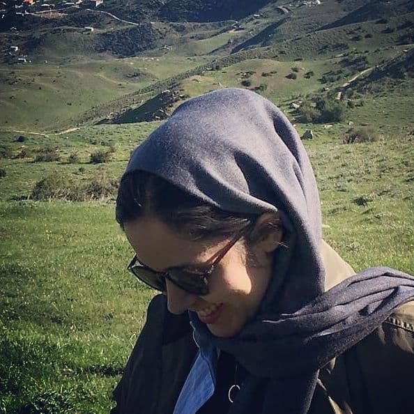 دنا سمسی‌زاده